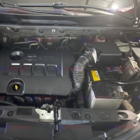Замена аккумулятора на Toyota RAV4 IV (2015-2019) рестайлинг