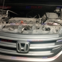 Замена аккумулятора на Honda CR-V IV бензин 2.0 (150 л.с.) 2012-2015