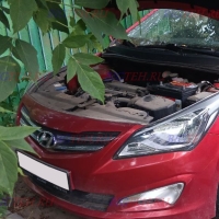 Замена аккумулятора на Hyundai Solaris I Рестайлинг бензин 1.6 (123 л.с.) 2014-2017