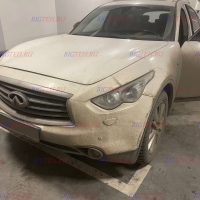 Замена аккумулятора на Инфинити FX30d (S51) дизель 3.0 (238 л.с.) 2008-2012