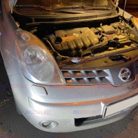 Замена аккумулятора на Nissan Note E11 (2005-2009)