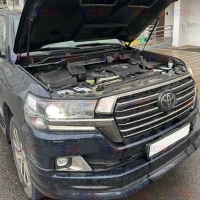 Установка аккумулятора на Toyota Land Cruiser 200 VI дизель 4.5 (2015-2020) рестайлинг