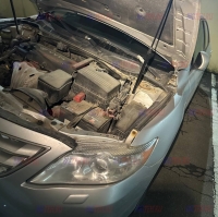 Замена аккумулятора на Toyota Camry VI бензин 2.0 (145 л.с.) 2009-2011