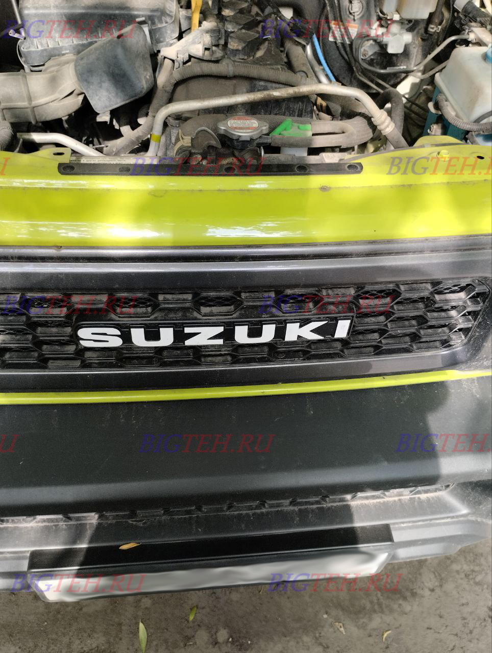 Под капотом. Замена аккумулятора на Suzuki Jimny IV (2018-2020)