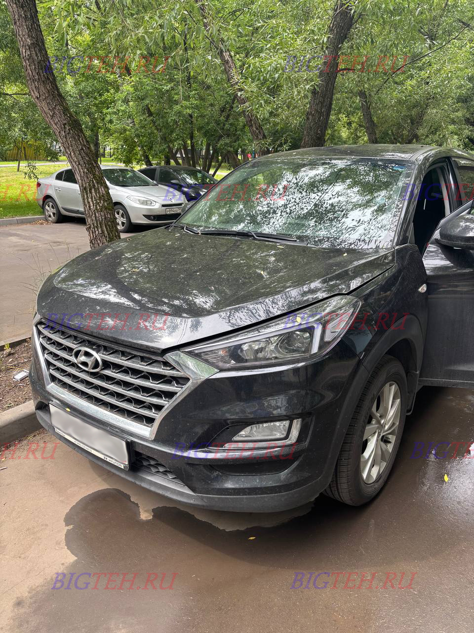 Вид спереди. Замена аккумулятора на Hyundai Tucson III Рестайлинг бензин 2.0 (150/161 л.с.) 2018-2020