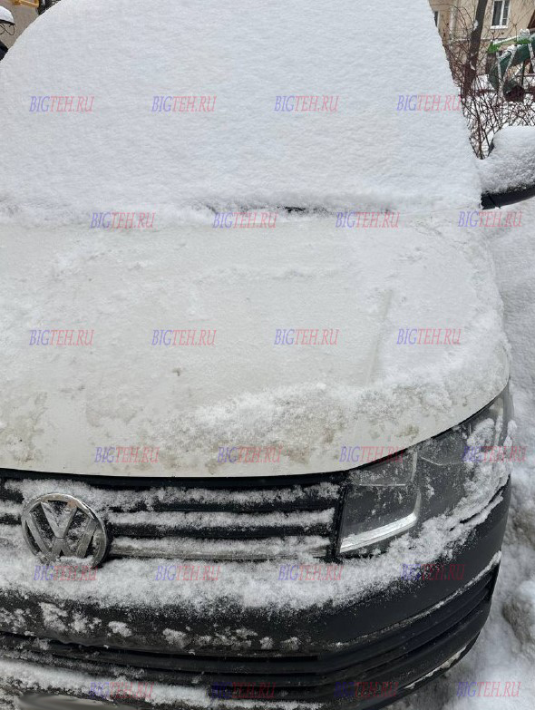 Вид спереди. Замена аккумулятора на Volkswagen Transporter T5 Рестайлинг (2009-2015)