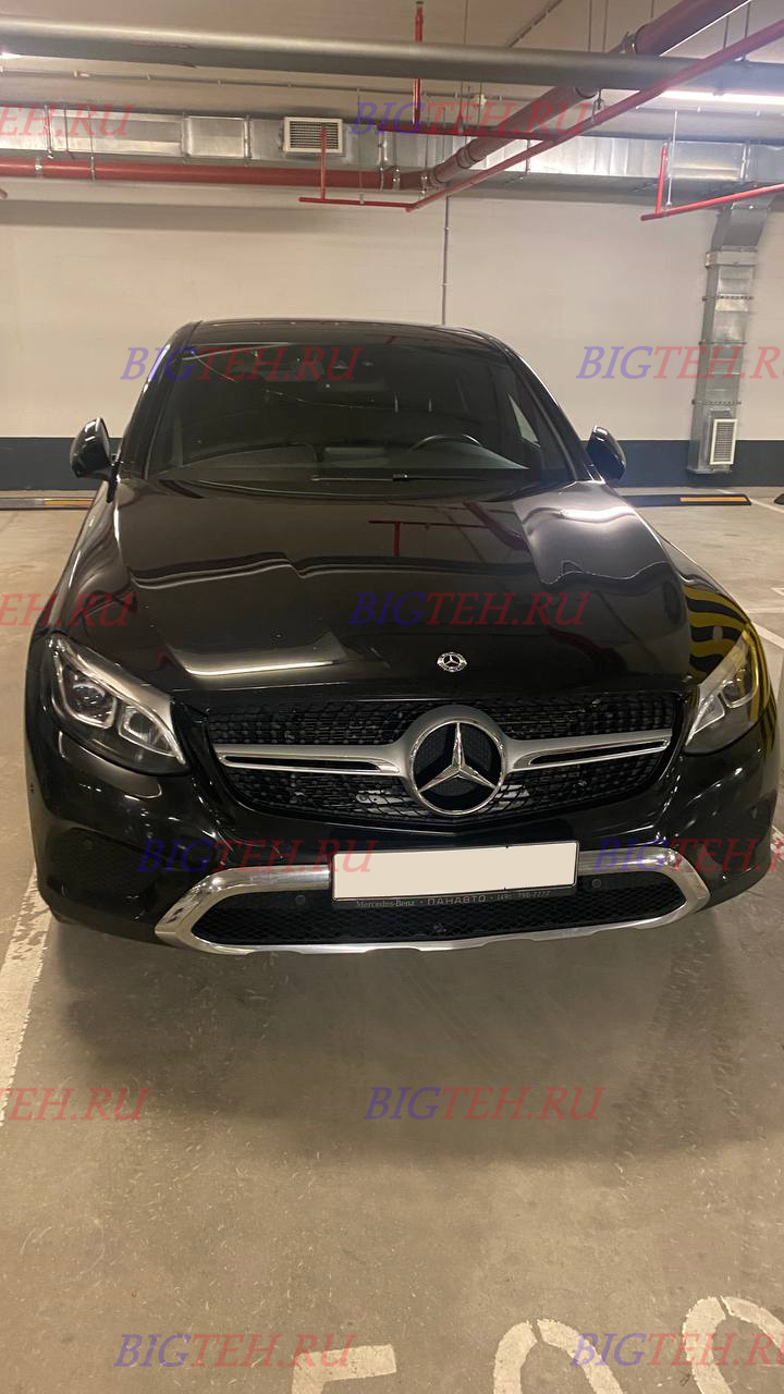 Вид спереди. Замена аккумулятора на Mercedes-Benz GLC250 (X253) бензин 2.0 2015 - 2019