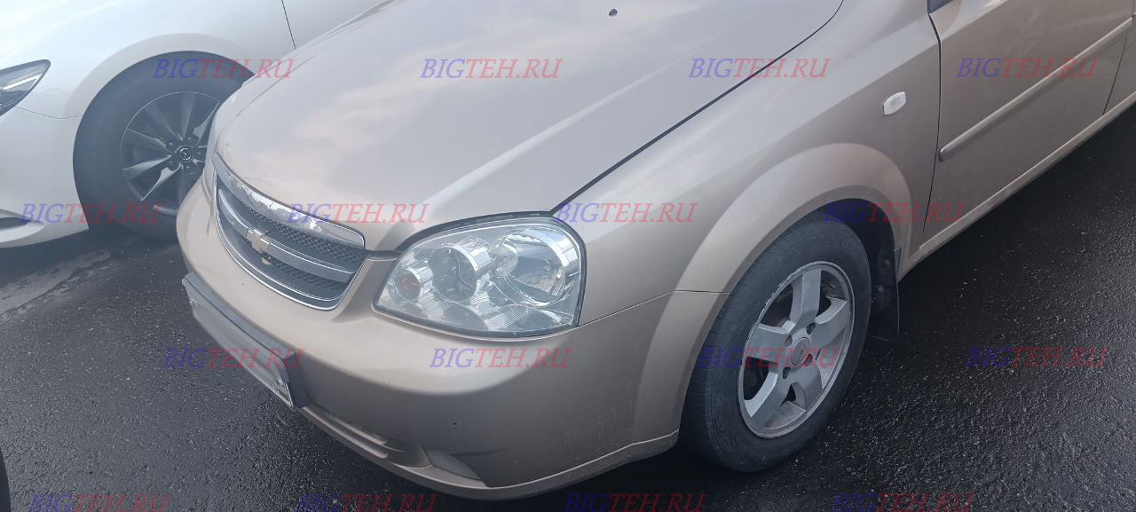 Вид спереди. Замена аккумулятора на Chevrolet Lacetti бензин 1.6 (109 л.с.) 2004-2013