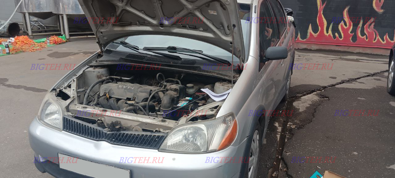 Новый акб. Замена аккумулятора на Toyota Echo 1999-2005