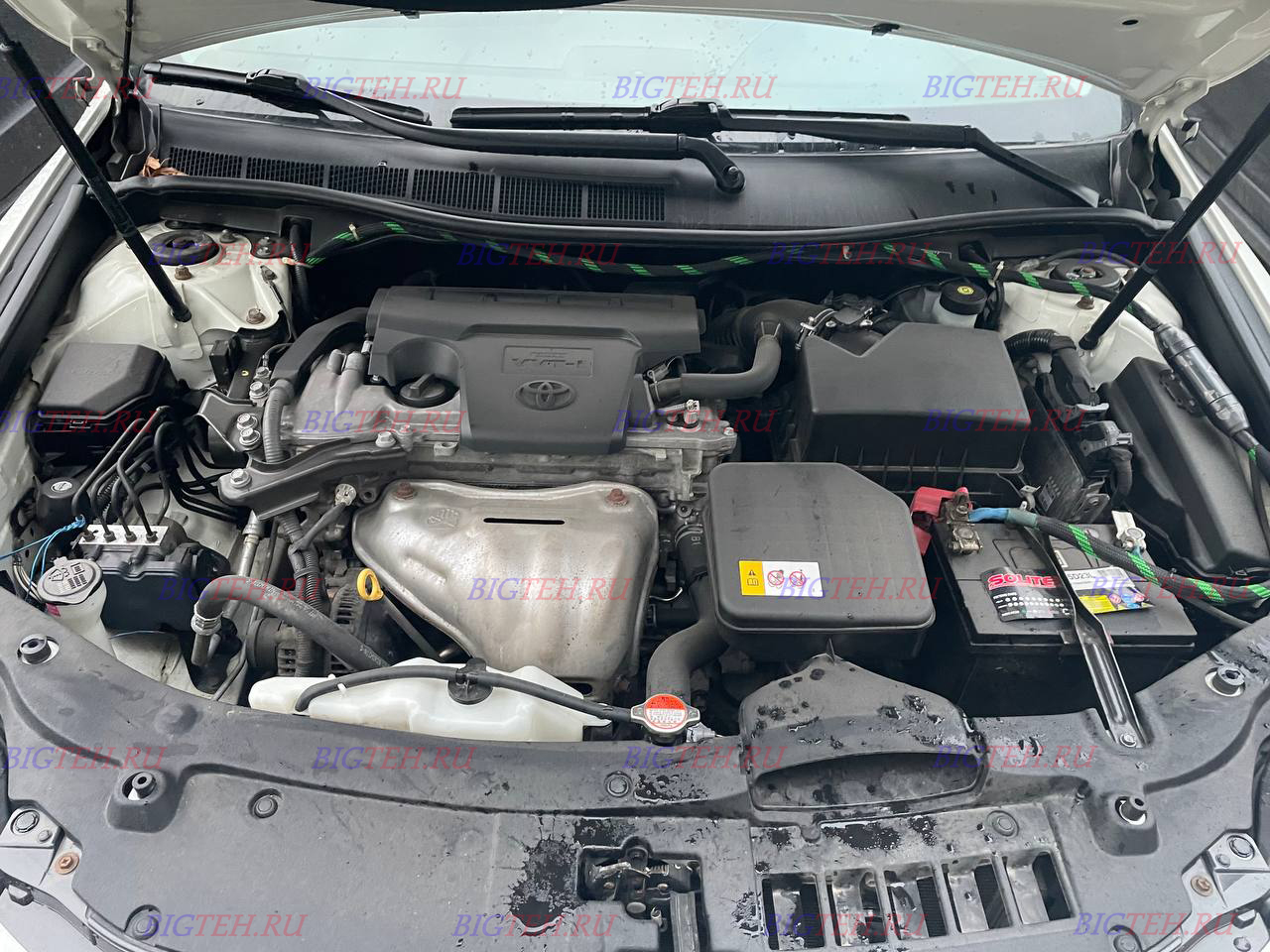 Под капотом. Замена аккумулятора на Toyota Camry VII бензин 2.5 (181 л.с.) 2014-2017 Под капотом. Замена аккумулятора на Toyota Camry VII бензин 2.5 (181 л.с.) 2014-2017