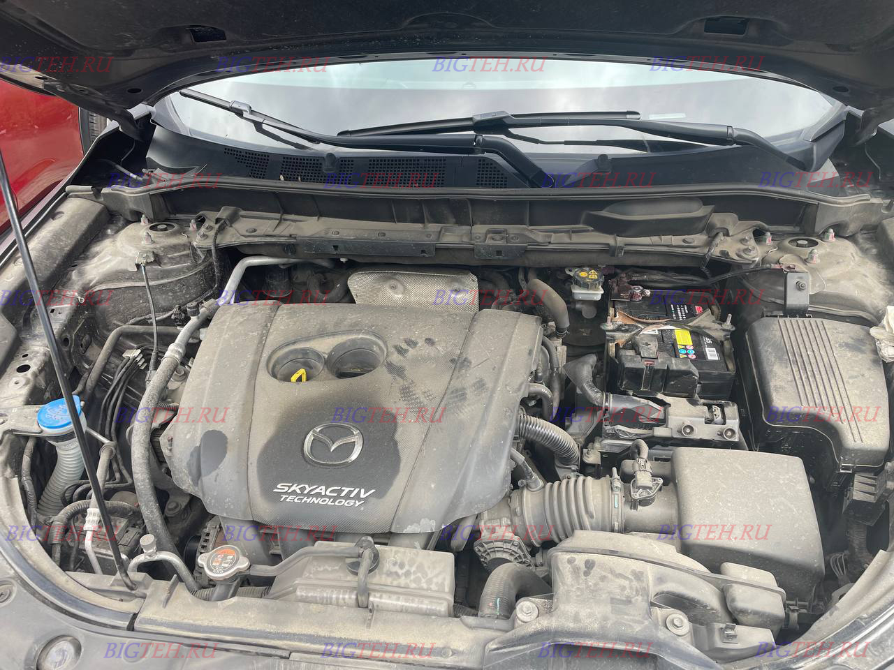 Под капотом 2. Замена аккумулятора на Mazda CX-5 бензин 2.5 (194 л.с.) 2019г