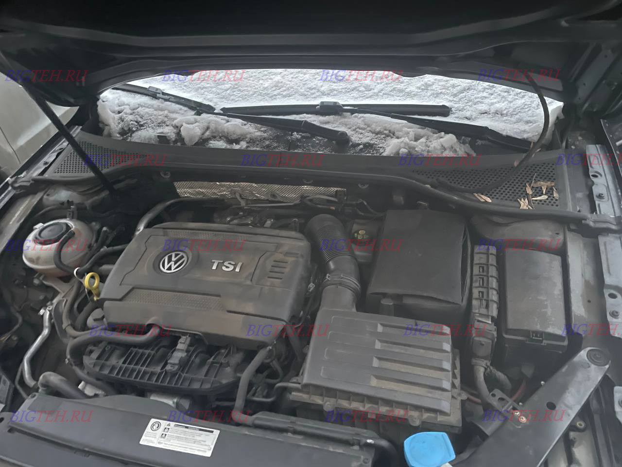 Под капотом. Замена аккумулятора на Volkswagen Passat B8 бензин 1.8 (180 л.с.) 2014-2020