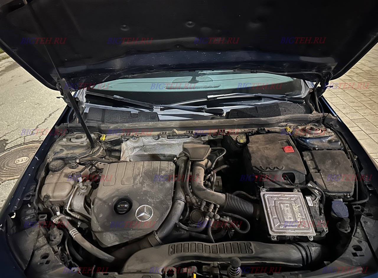 Под капотом. Замена аккумулятора на Mercedes-Benz CLA 200 (C118) бензин 1.3 2019 - 2021