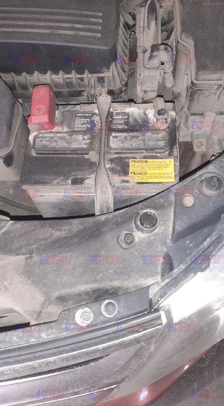 Штатный акб. Замена аккумулятора на Toyota Venza Рестайлинг бензин 2.7 (185 л.с.) 2012-2017 Штатный акб. Замена аккумулятора на Toyota Venza Рестайлинг бензин 2.7 (185 л.с.) 2012-2017