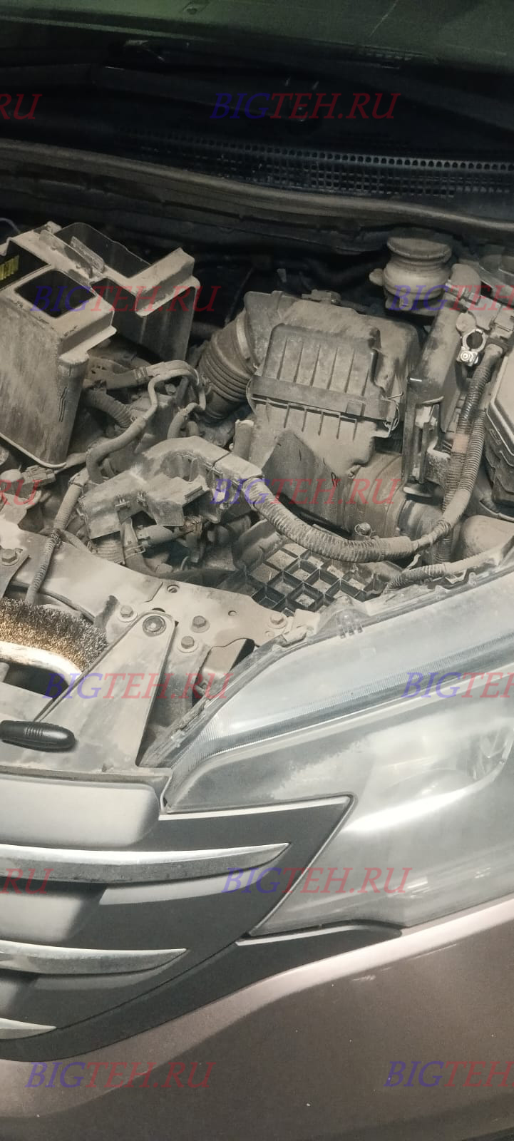 Снят акб. Замена аккумулятора на Honda CR-V IV бензин 2.0 (150 л.с.) 2012-2015