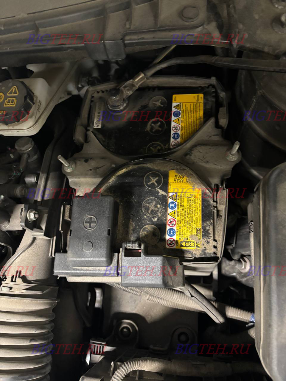 Старый акб. Замена аккумулятора на Mazda CX-9 бензин 1.5 ( 231/254 л.с.) 2016 – 2020