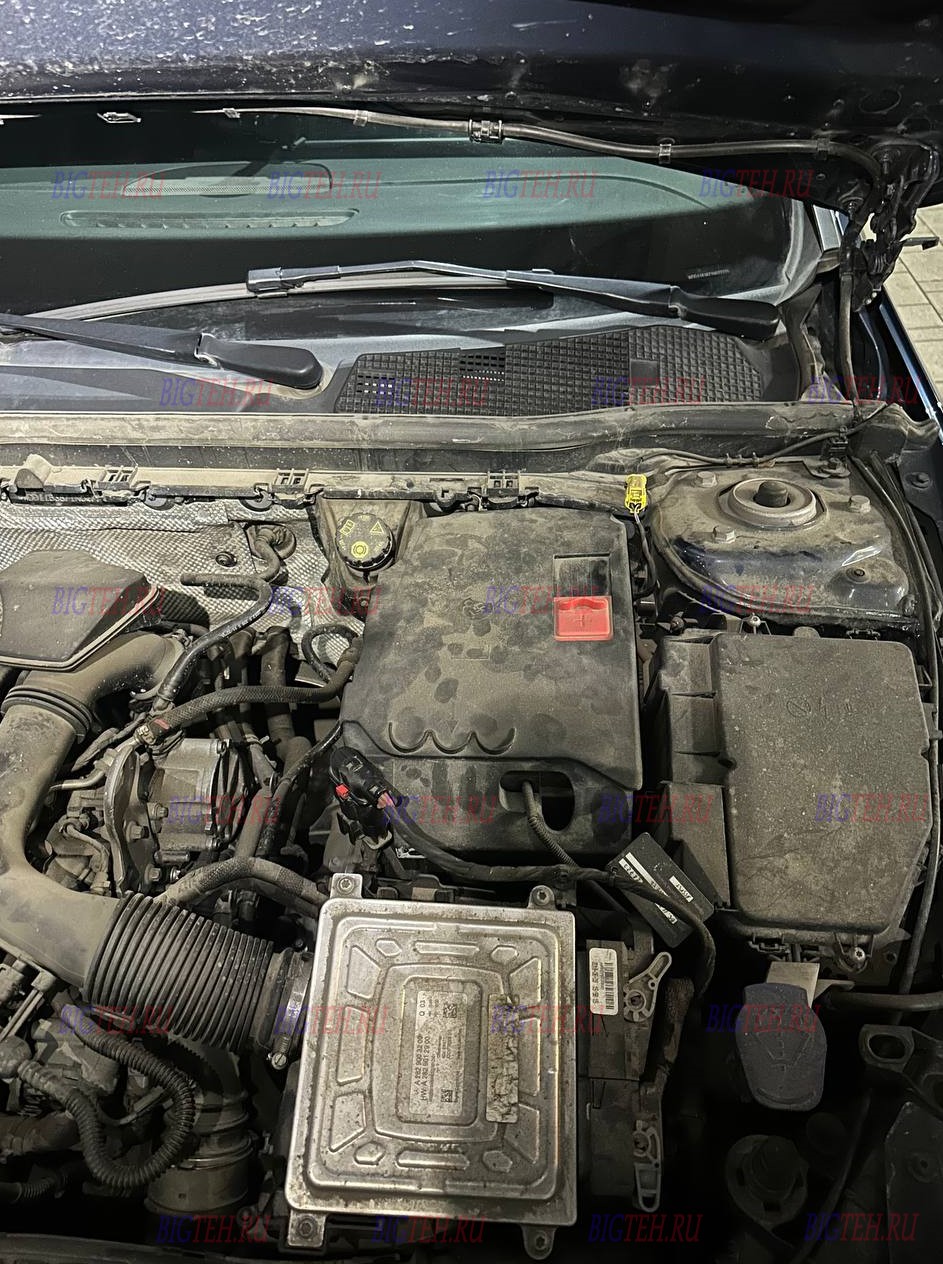 Расположение акб. Замена аккумулятора на Mercedes-Benz CLA 200 (C118) бензин 1.3 2019 - 2021