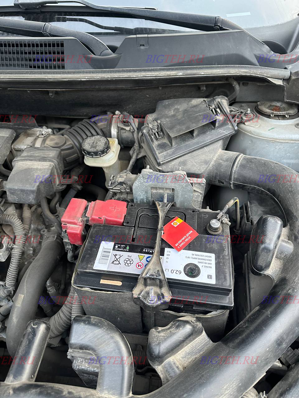 Новый акб. Замена аккумулятора на Nissan Qashqai J10 1 бензин 2.0 (141 л.с.) рестайлинг 2010-2013
