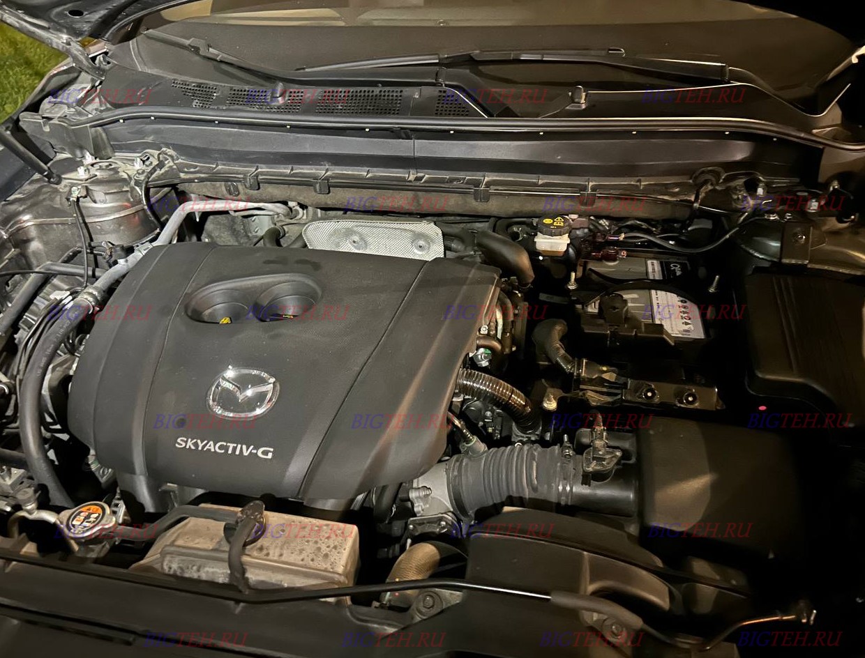 Под капотом. Замена аккумулятора на Mazda CX-5 бензин 2.0 (150 л.с.) 2017г.