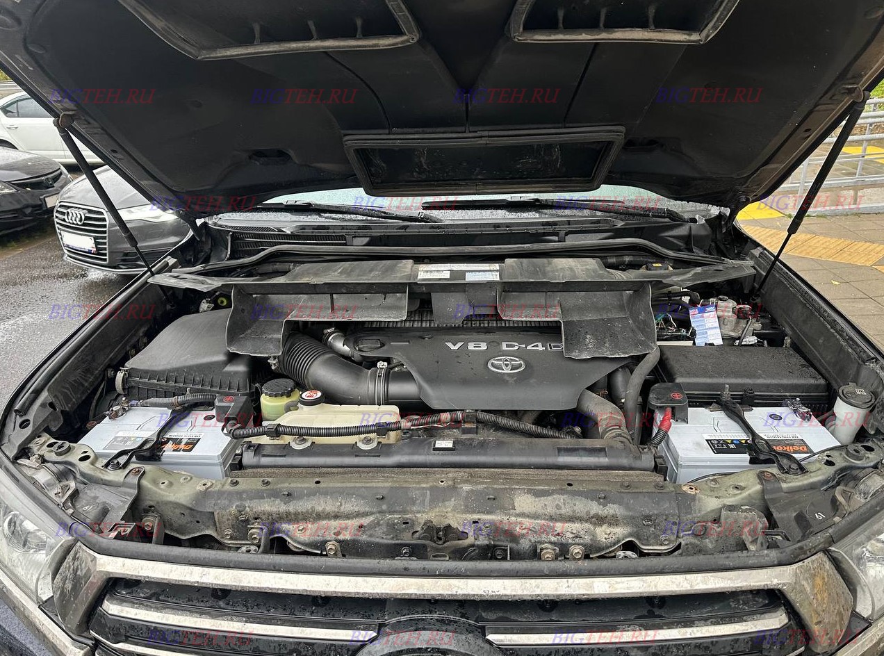 Установка новых АКБ. Замена аккумулятора на Toyota Land Cruiser 200 VI дизель 4.5 (2015-2020) рестайлинг Установка новых АКБ. Замена аккумулятора на Toyota Land Cruiser 200 VI дизель 4.5 (2015-2020) рестайлинг
