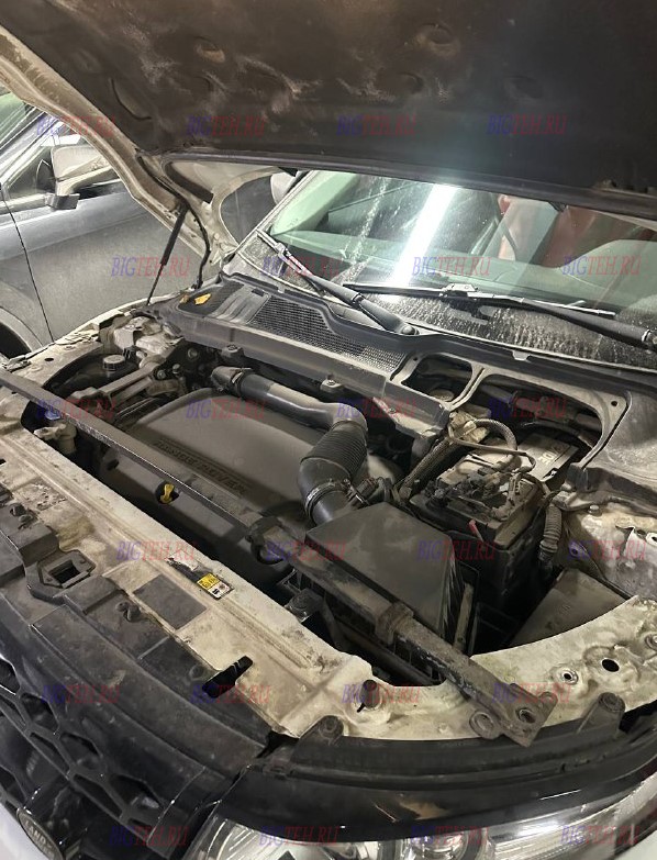 Извлекаем акб. Замена аккумулятора на Land Rover Range Rover Evoque II дизель 2.0 (150 л.с.) 2018-2020