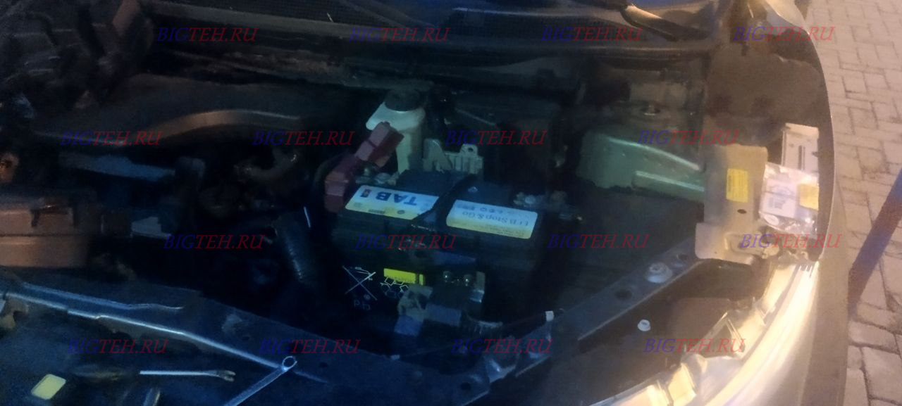 Новый акб. Замена аккумулятора на Nissan Qashqai II (J11) бензин 2.0 (144 л.с.) 2013-2019