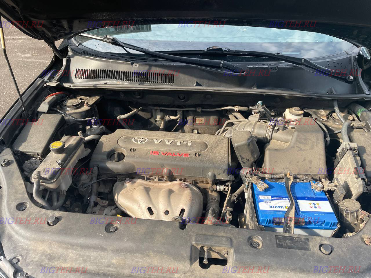Новый акб. Замена аккумулятора на Toyota RAV4 III бензин 2.0 (2010-2014)