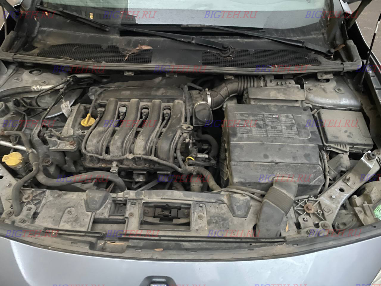 Под капотом. Замена аккумулятора на Renault Fluence I Рестайлинг бензин 1.6 (106/110 л.с.) 2009-2013